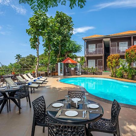 Aurum Resorts Morjim Ashvem Beach Exterior foto